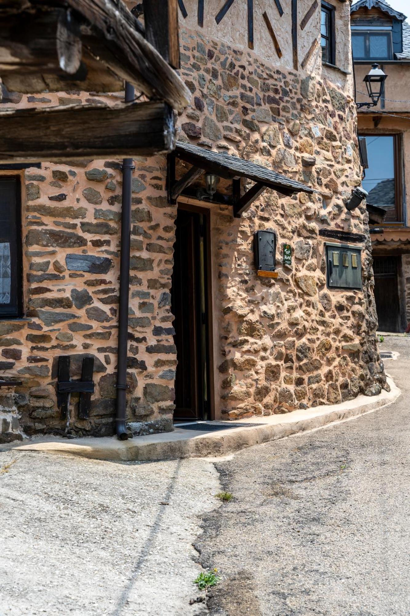 Casa De Turismo Rural Sardom2 Bembibre  Buitenkant foto