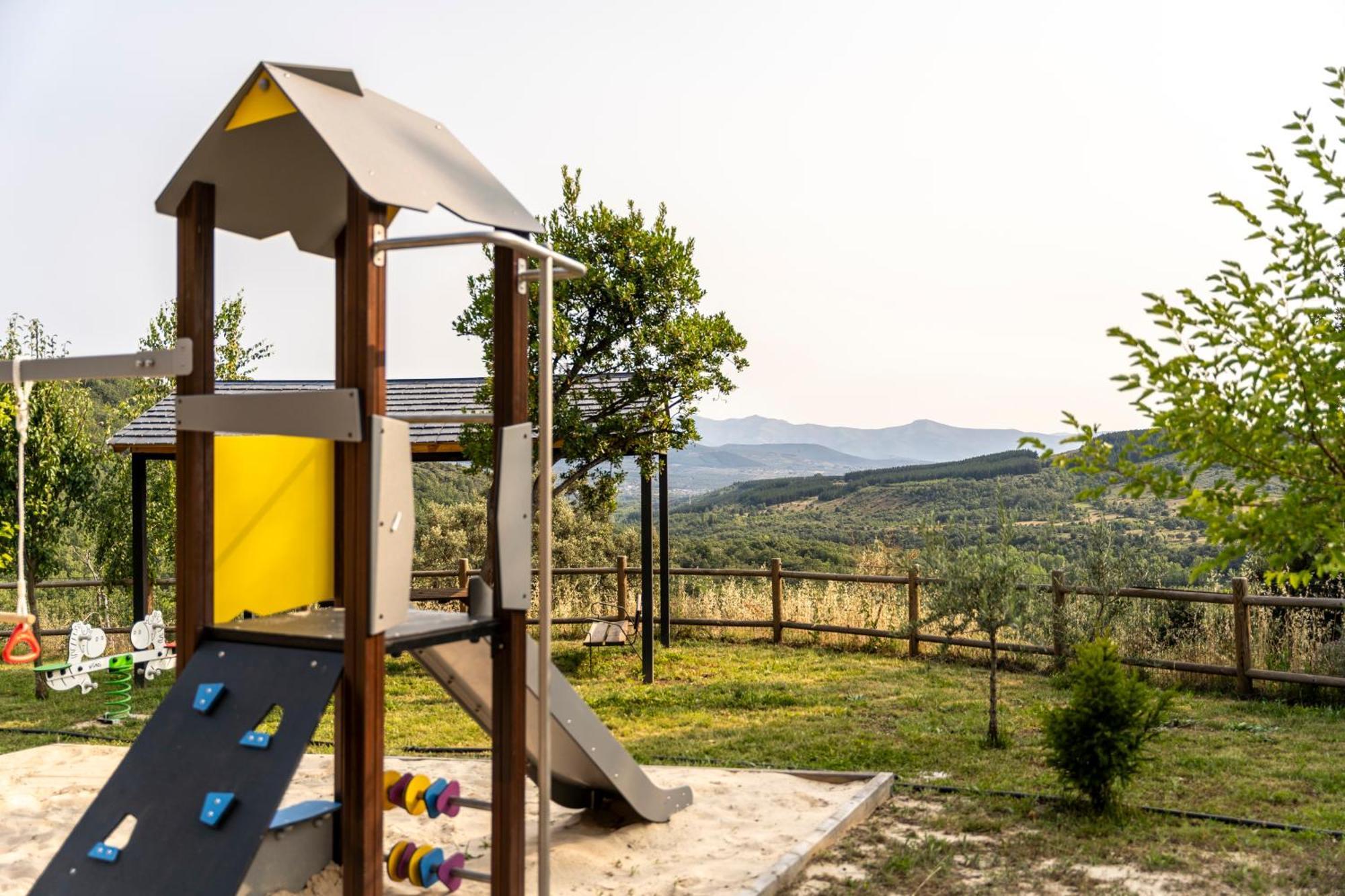 Casa De Turismo Rural Sardom2 Bembibre  Buitenkant foto